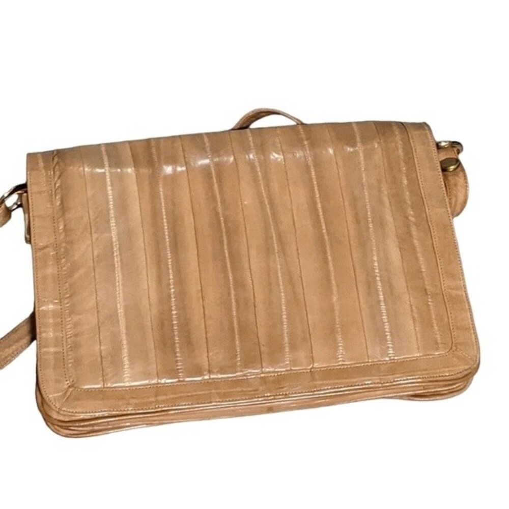 Vintage EEL skin shoulder handbag tan flap gold tone hardware Korea - Picture 2 of 11